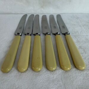 VTG Universal Resistain Set of 6 Cream Bakelite Handle Dinner Knives MCM‎ Retro